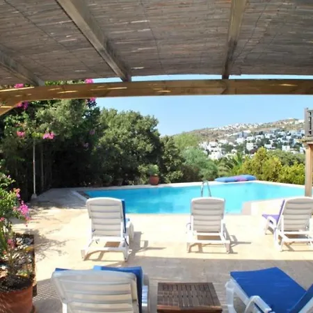 Bitez Oezel Havuzlu Muhafazakar 5+1 Bodrum