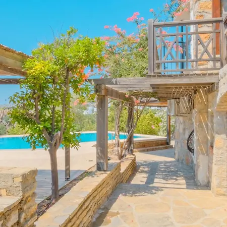 호텔 Bitez Oezel Havuzlu Muhafazakar 5+1 Bodrum